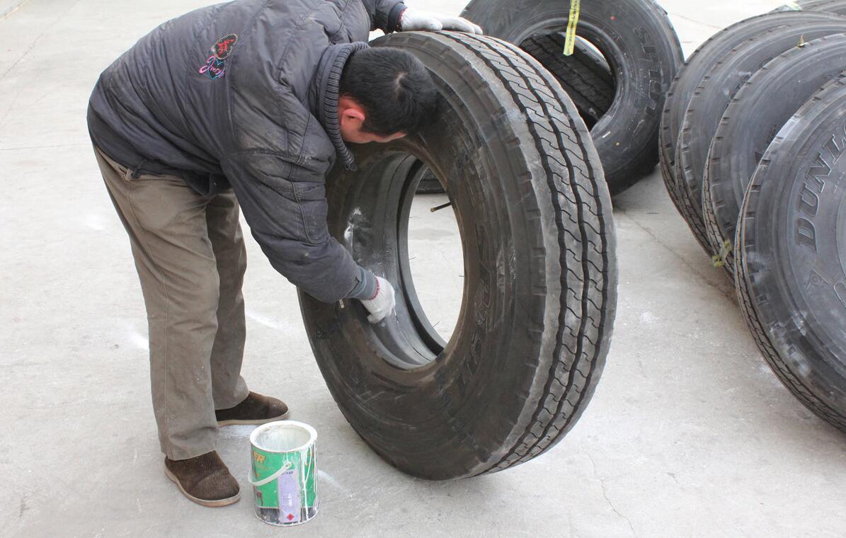 Install the tire