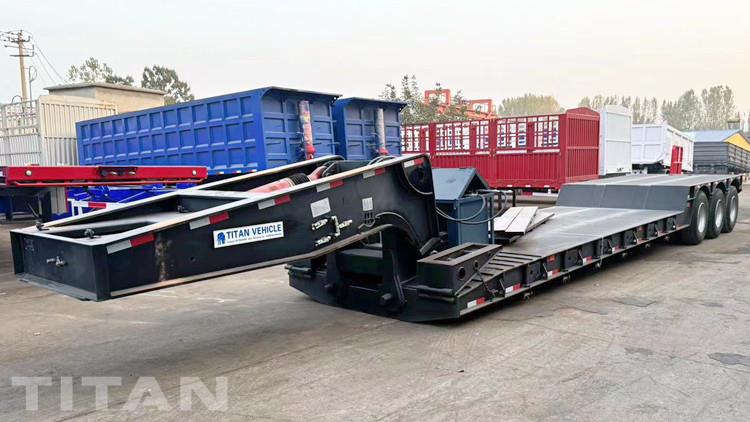 Tri Axle 80 Ton Removable Gooseneck Trailer for Sale in Kenya