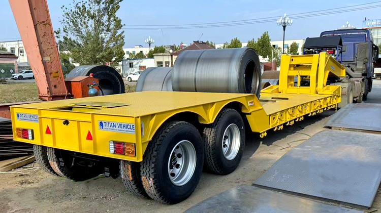 2 Axle Removable Gooseneck Trailer for Sale in Panama